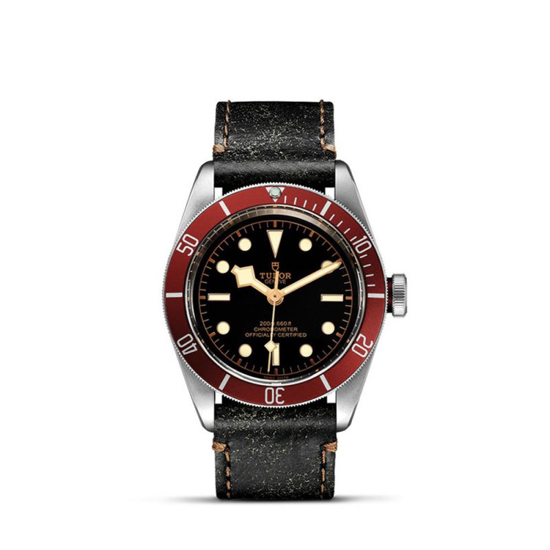 Montre Tudor Black Bay automatique acier cadran noir bracelet cuir 41mm