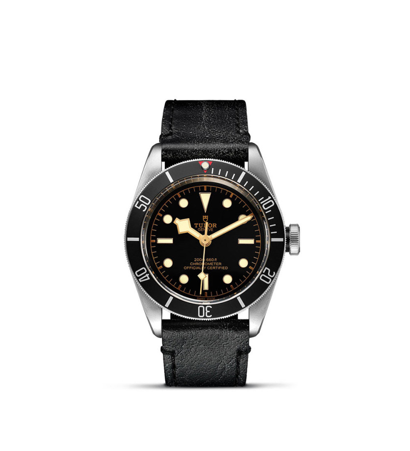 Montre Tudor Black Bay 41 mm automatique cadran noir boîtier en bronze bracelet en cuir vieilli noir
