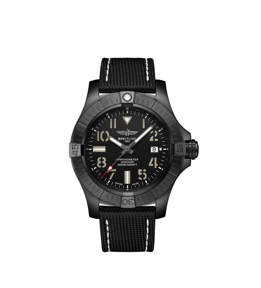 Montre Breitling Avenger Automatic Seawolf Night Mission cadran noir bracelet en cuir de veau anthracite 45mm