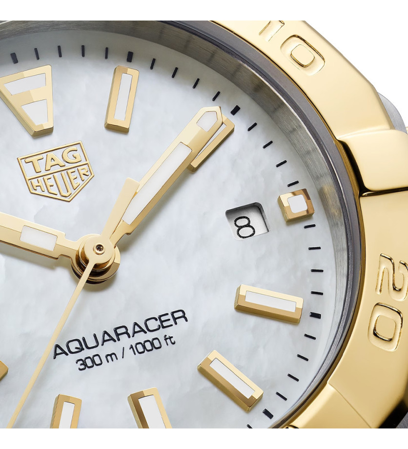 Montre Tag Heuer Aquaracer Professional 300 quartz cadran nacré blanc boitier acier bracelet acier 27mm