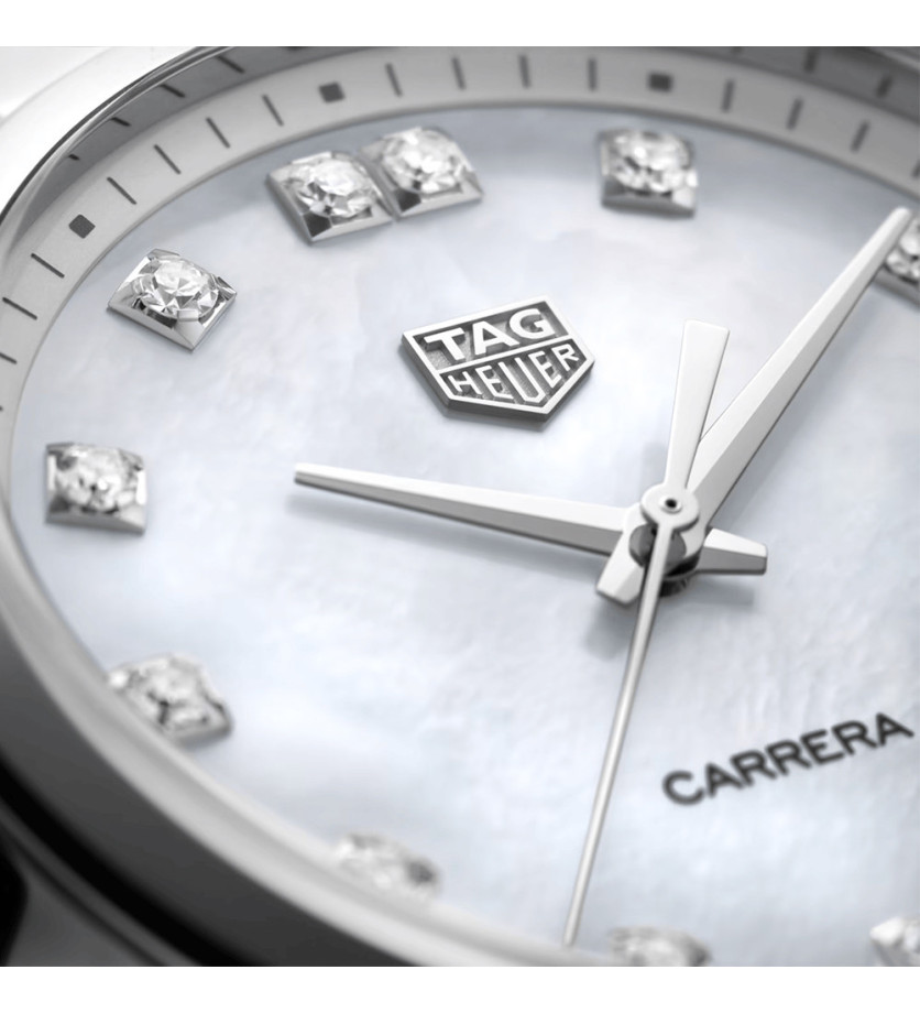 Montre TAG Heuer Carrera quartz Cadran en nacre blanche avec index diamants Bracelet en acier 36 mm