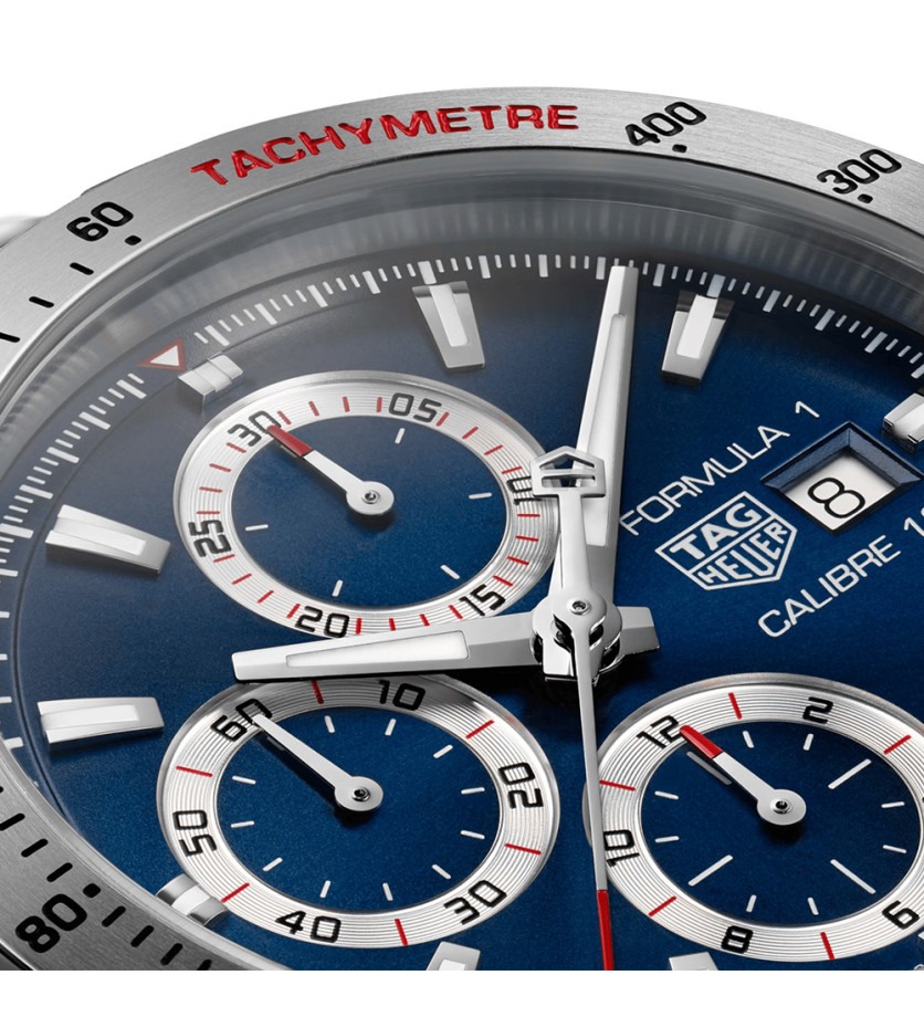 Montre TAG Heuer Formula 1 Chronographe Automatique Cadran soleillé bleu Bracelet en acier satiné et poli 44 mm