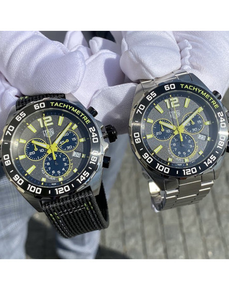 Montre TAG Heuer Formula 1 Chronographe Cadran gris avec détails jaunes Bracelet en nylon noir 43 mm