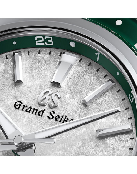Montre Grand Seiko Sport Hi-Beat 36000 GMT "Snow Valley" automatique cadran blanc bracelet acier 44,2 mm