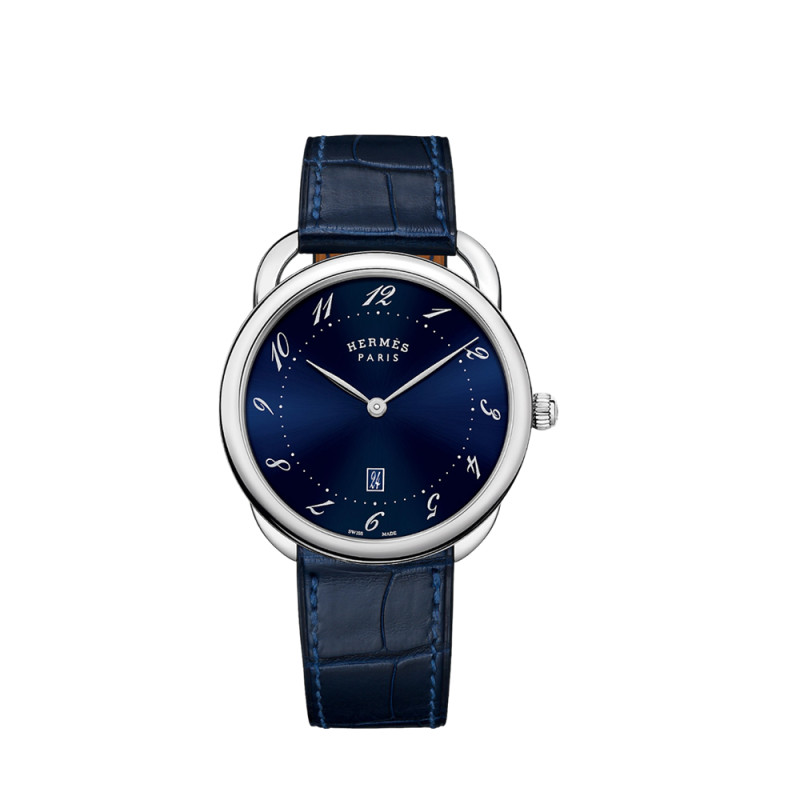Montre Hermès Arceau quartz cadran laqué bleu bracelet en cuir d'alligator mat bleu abysse 40 mm